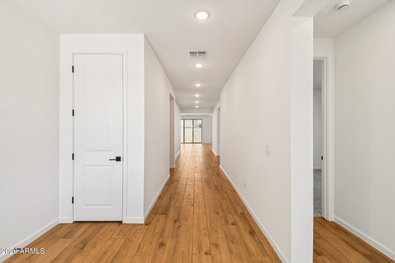 6-web-or-mls-Buckaroo Rd-S0403-006