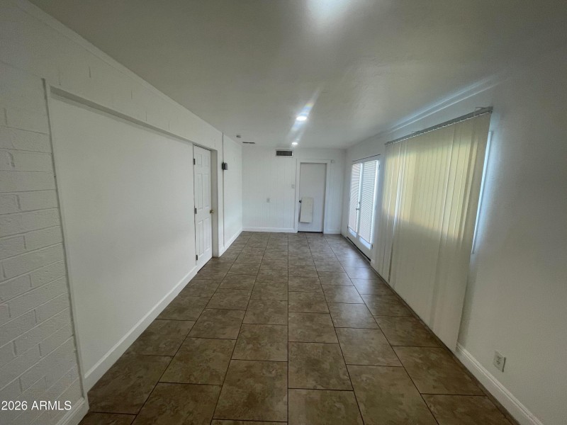 5526 W Indianola Ave 79