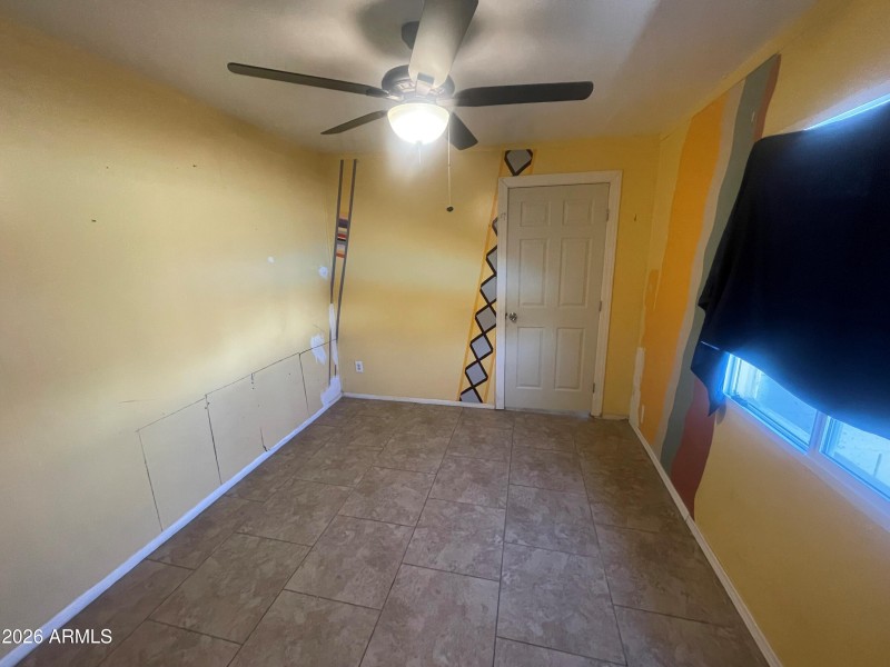 5526 W Indianola Ave 80