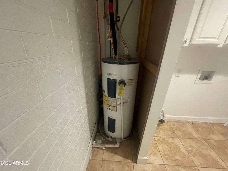 5526 W Indianola Ave 85