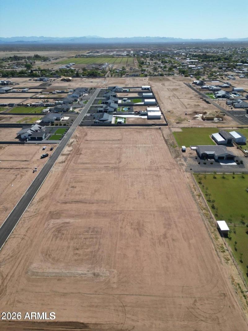 20251231213137390253000000-o