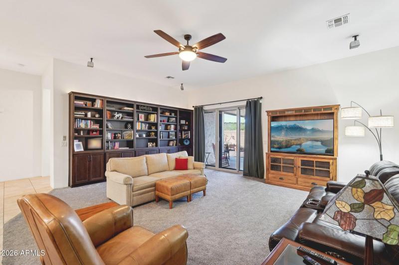 13-web-or-mls-W Salter Dr-S0503-013