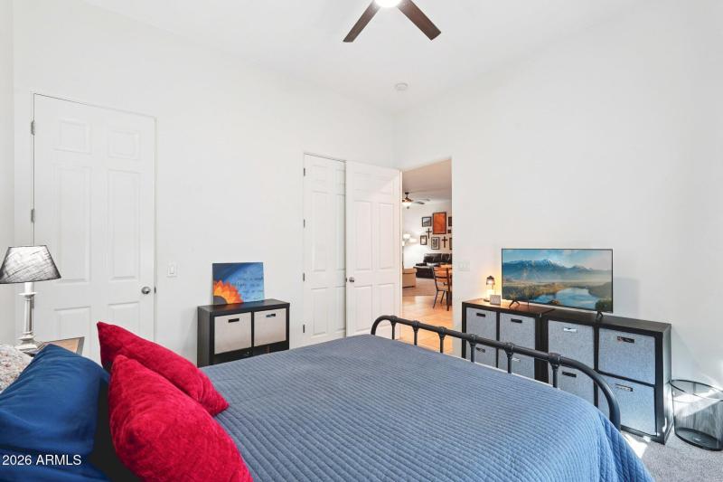 38-web-or-mls-W Salter Dr-S0503-038