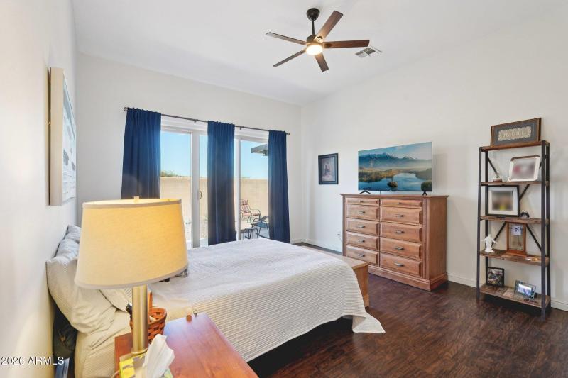 46-web-or-mls-W Salter Dr-S0503-046