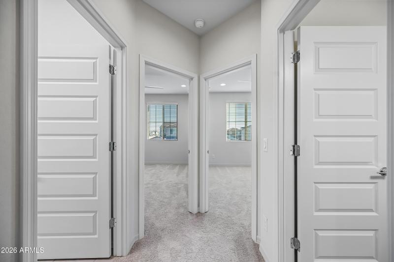 28-17566WSJA-ocupix-