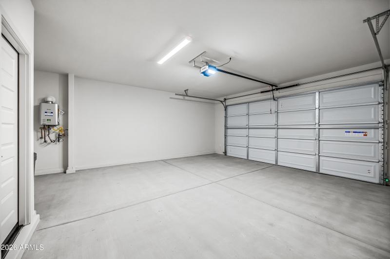 34-17566WSJA-ocupix-