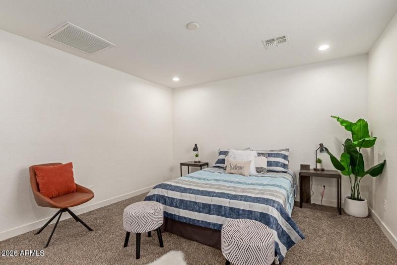 20250910064453901586000000-o