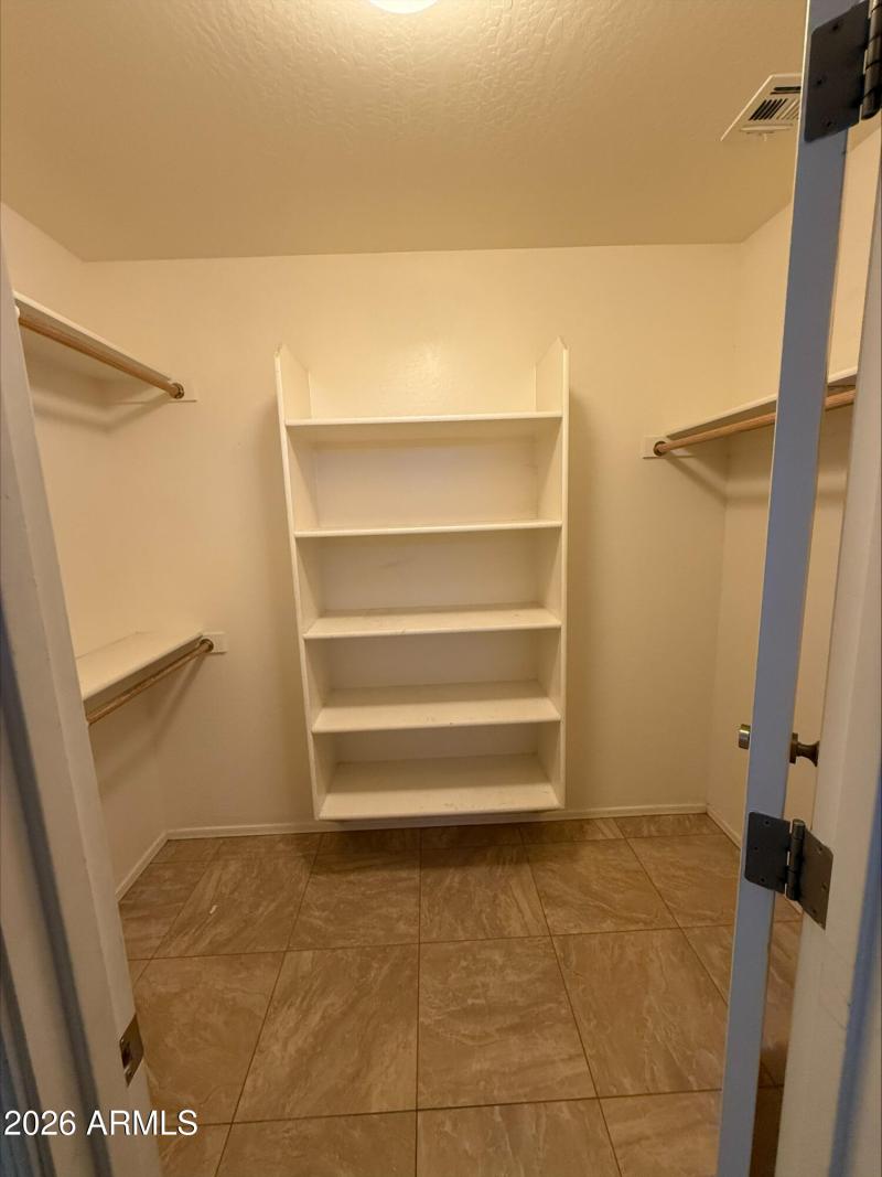 Desert Master closet