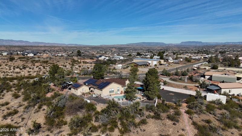 811F6C37-CB94-4424-8F79-183685F79AE9