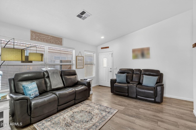 6-web-or-mls-32E Dry Creek Rd