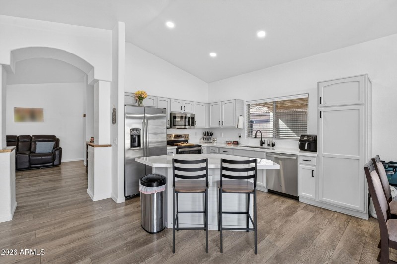 9-web-or-mls-37E Dry Creek Rd