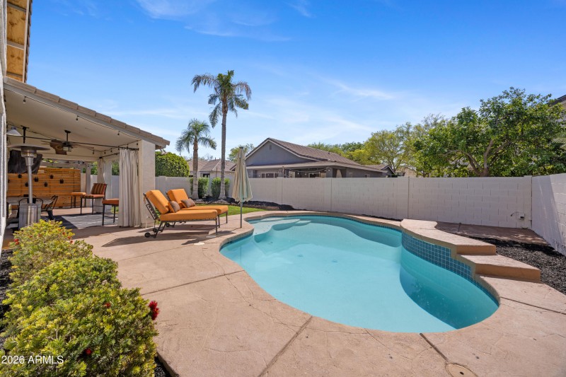 37-print-3423-e-linda-ln