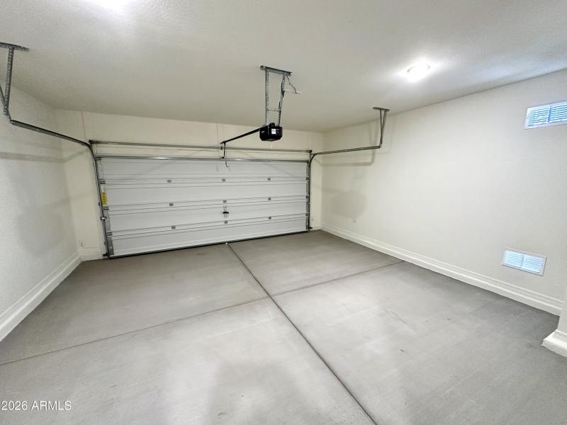 21-Garage
