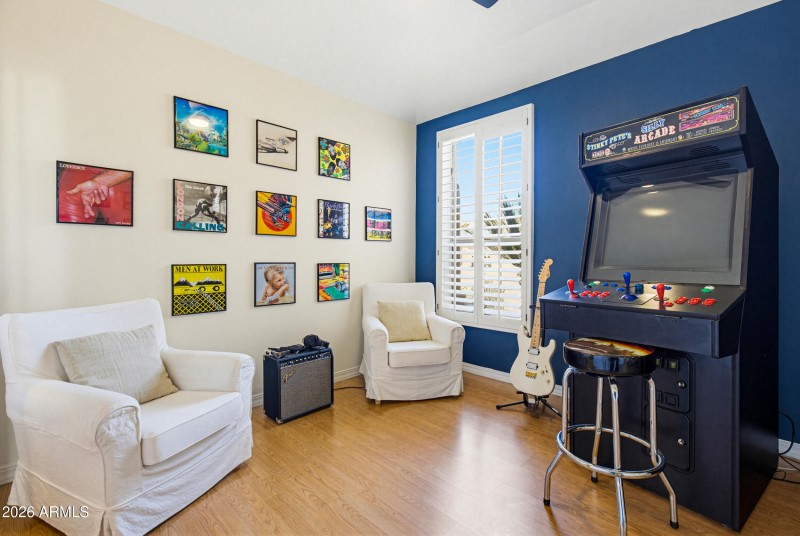 Game room/ office/ 4th Bedroom