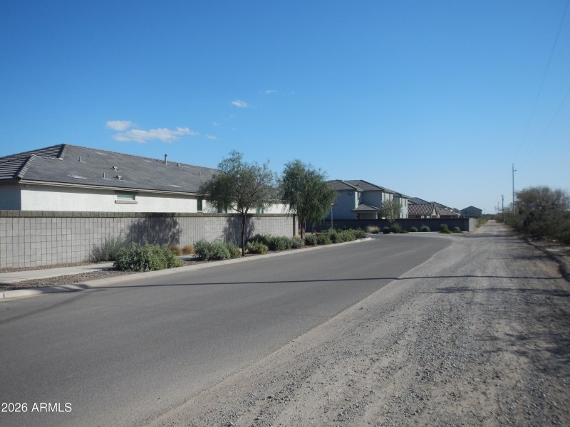 18525 W Pinnacle Peak RD