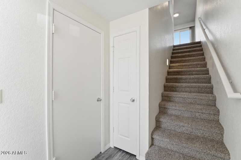 225 N Pomeroy APT 14-9