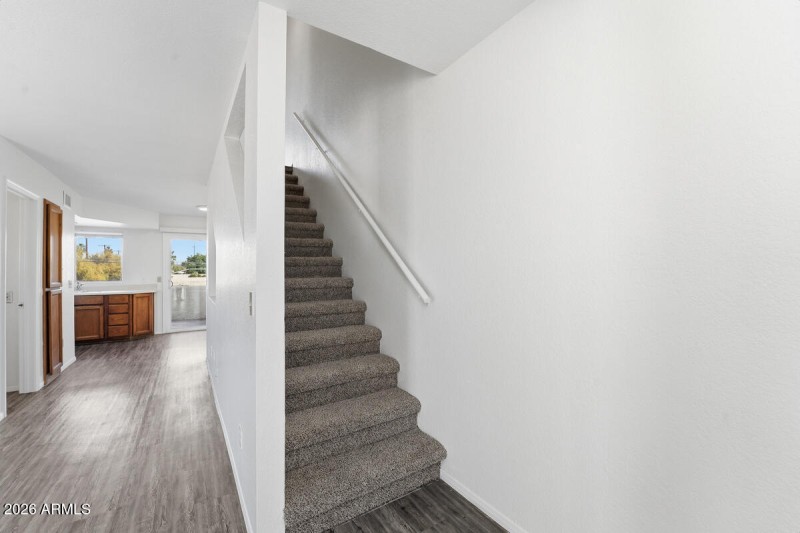 225 N Pomeroy APT 14-22