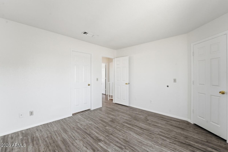 225 N Pomeroy APT 14-32