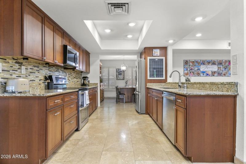 11-web-or-mls-5734-e-betty-elyse-ln