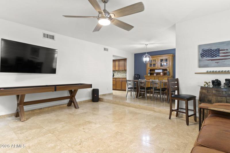 25-web-or-mls-5734-e-betty-elyse-ln