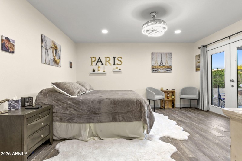 27-web-or-mls-5734-e-betty-elyse-ln