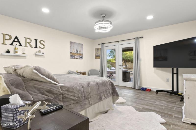 28-web-or-mls-5734-e-betty-elyse-ln