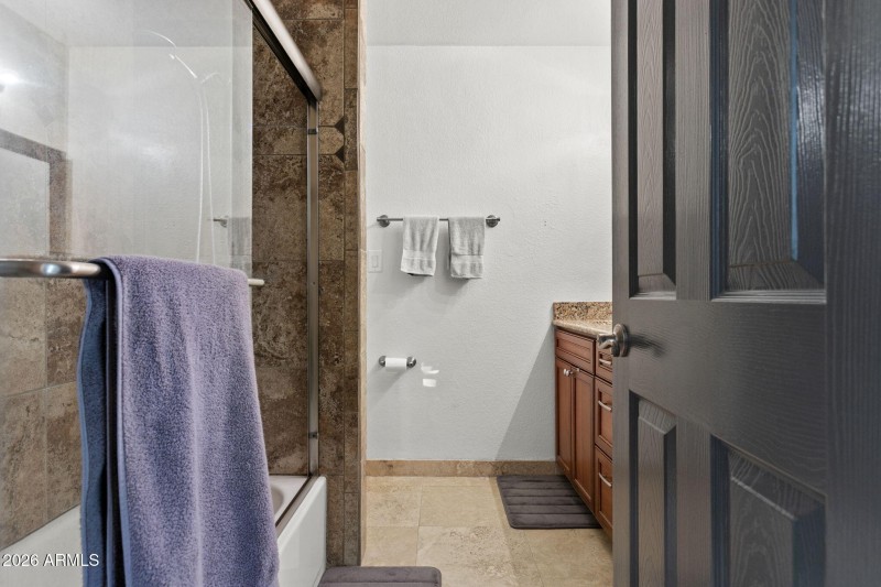 41-web-or-mls-5734-e-betty-elyse-ln