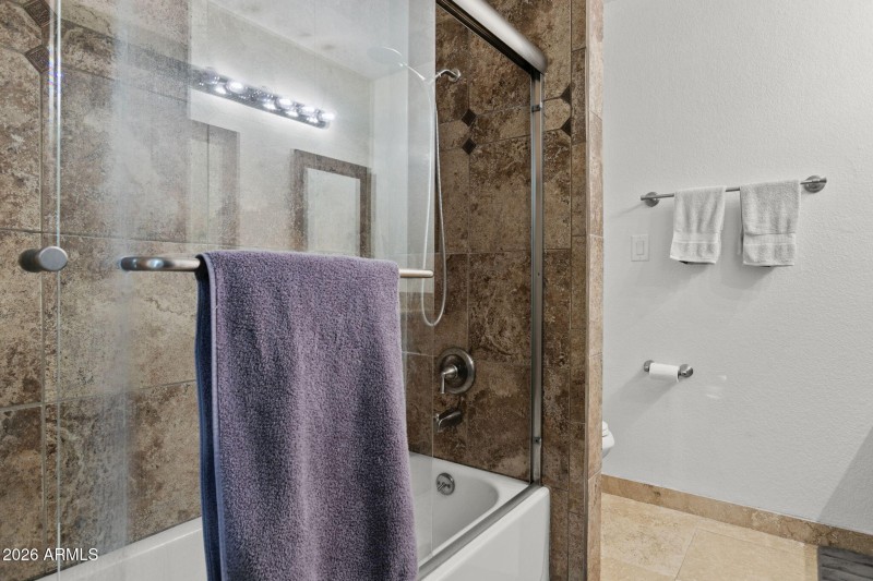 42-web-or-mls-5734-e-betty-elyse-ln