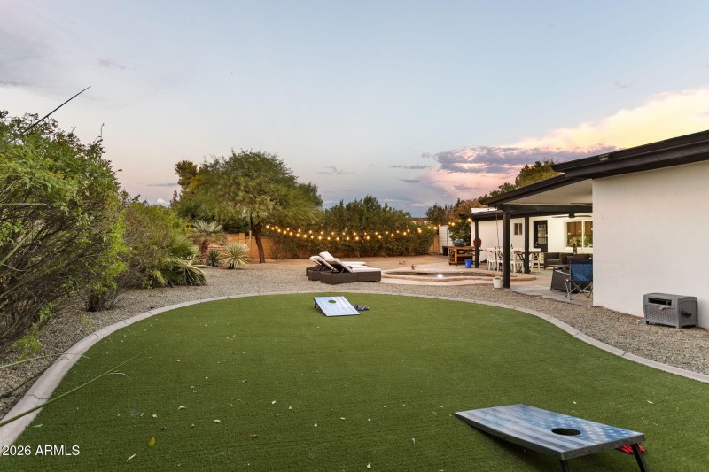 71-web-or-mls-5734-e-betty-elyse-ln