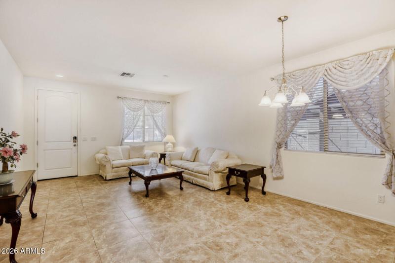 874 E Furness Dr - Web Quality - 006 - 0