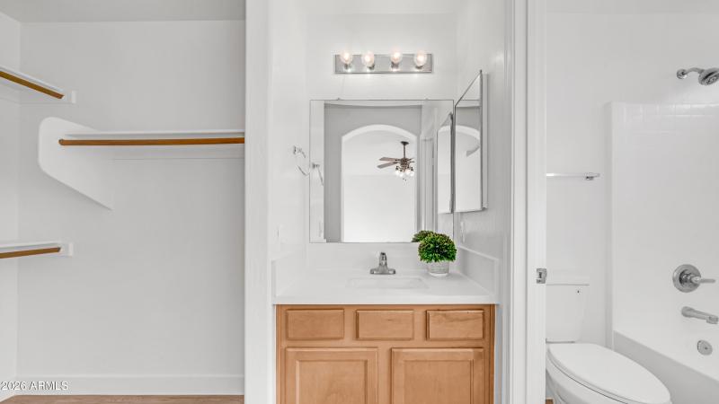 3892 S Tower Ave (16)