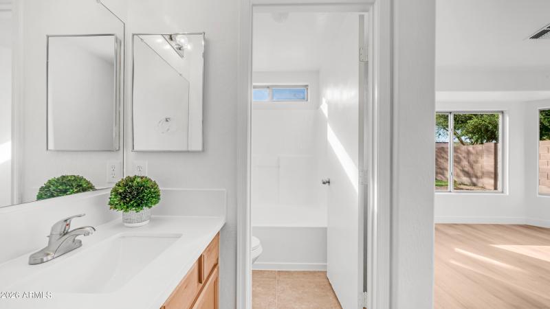 3892 S Tower Ave (18)