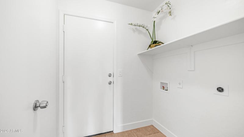 3892 S Tower Ave (9)