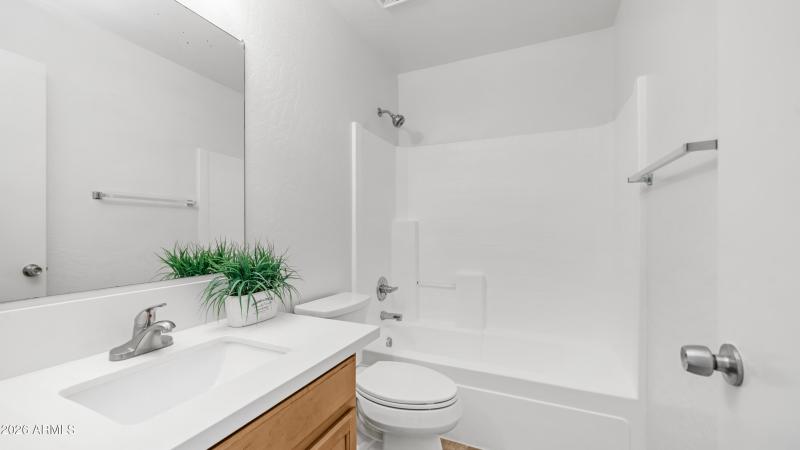 3892 S Tower Ave (11)