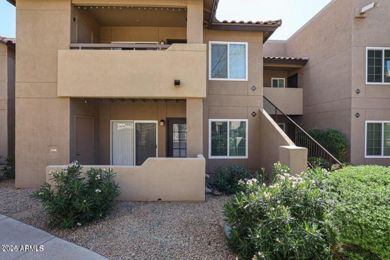 9451 E Becker Ln, 2 1031