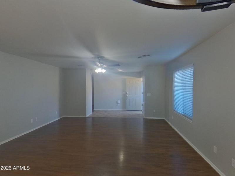 1_pc_HYU4g464u7_6TdG2kTZ0Q_other_room_yW