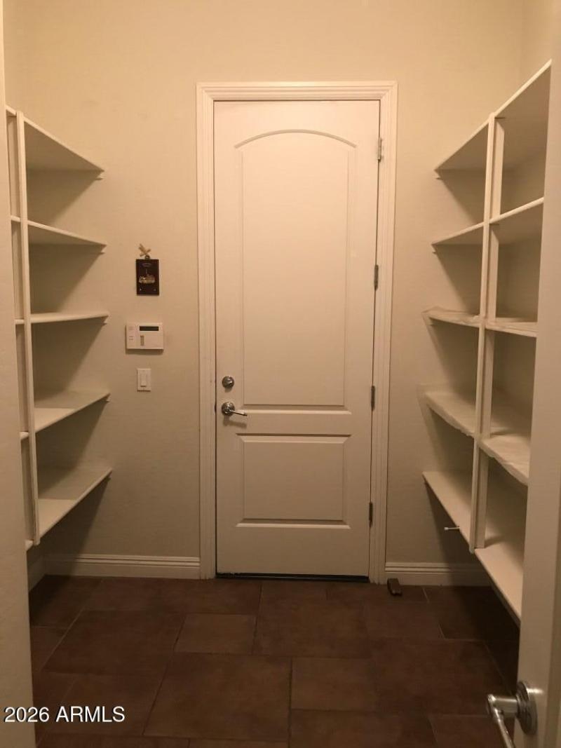 walk in pantry