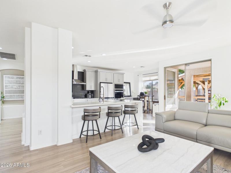 Functional Kitchen Bar Area