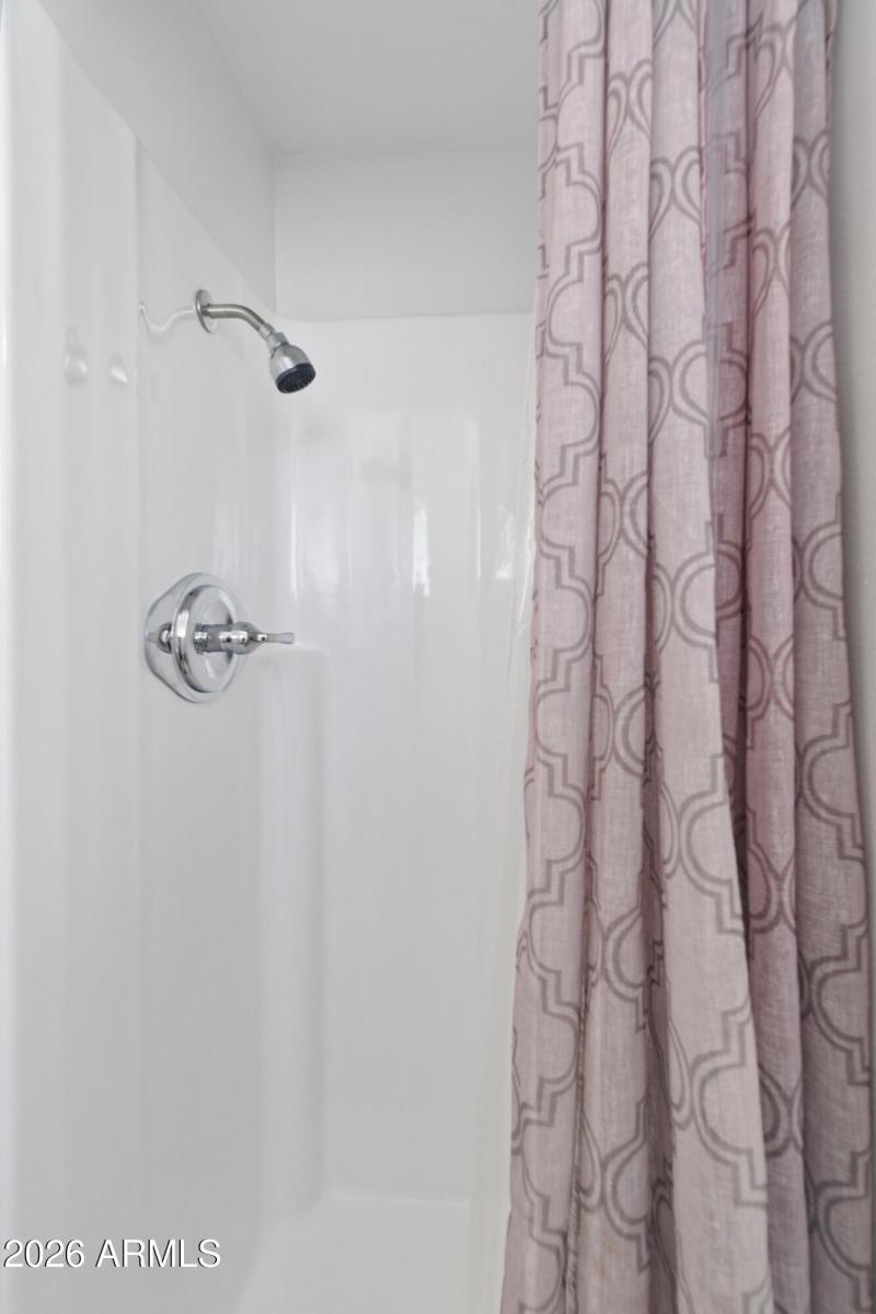 3322_W_Pierson_St_32