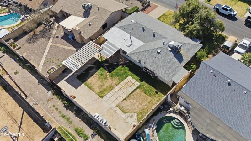 Drone_3322_W_Pierson_St_7