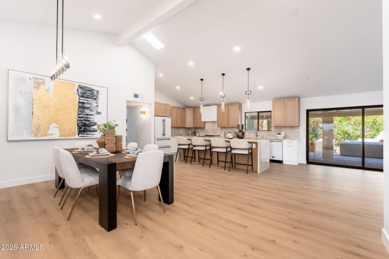 9025 N 83rd Pl, 03-06 - 01