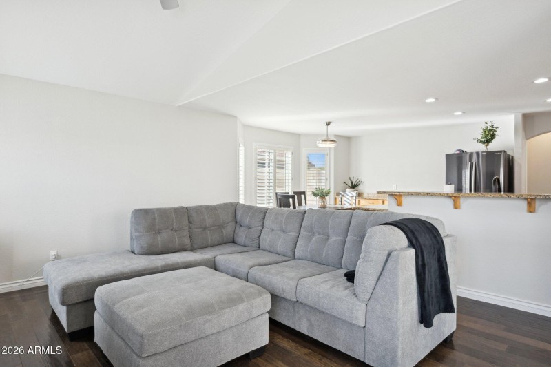 11-web-or-mls-4041-w-quail-ave