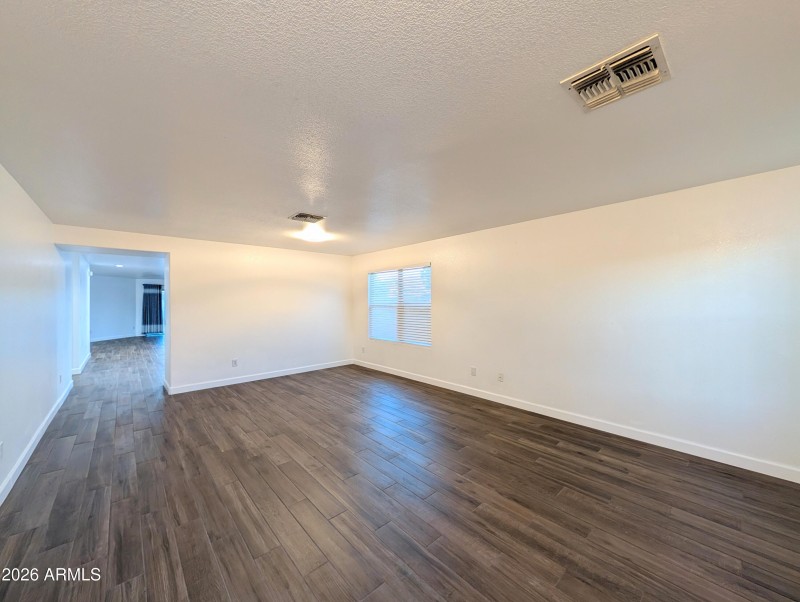 PXL_20260304_010935387