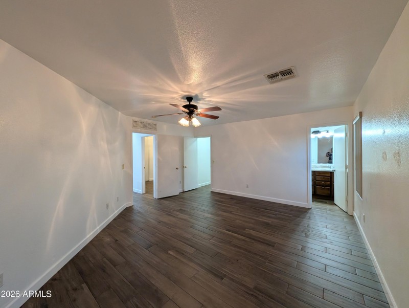 PXL_20260304_011905564