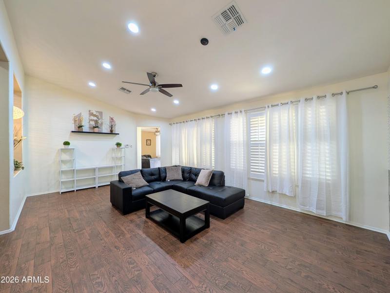 PXL_20260303_232438426