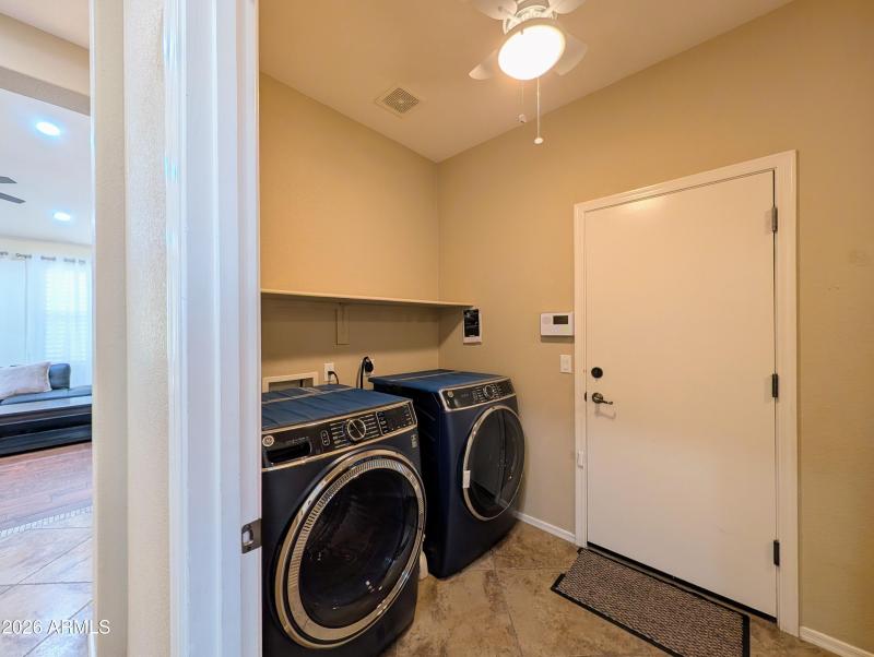 PXL_20260303_233033027