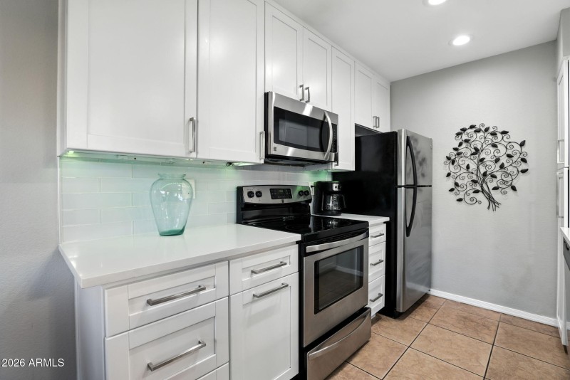 11-web-or-mls-3500 Hayden Rd unit 707 Sc