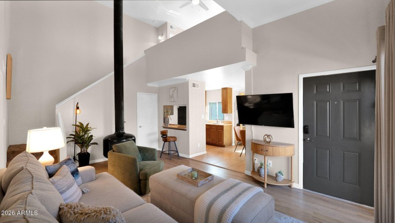 7-web-or-mls-P1243695