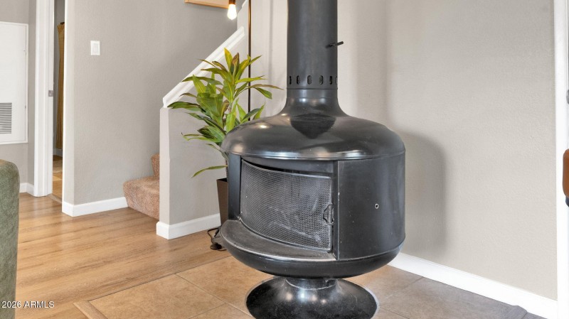 22-web-or-mls-P1243717