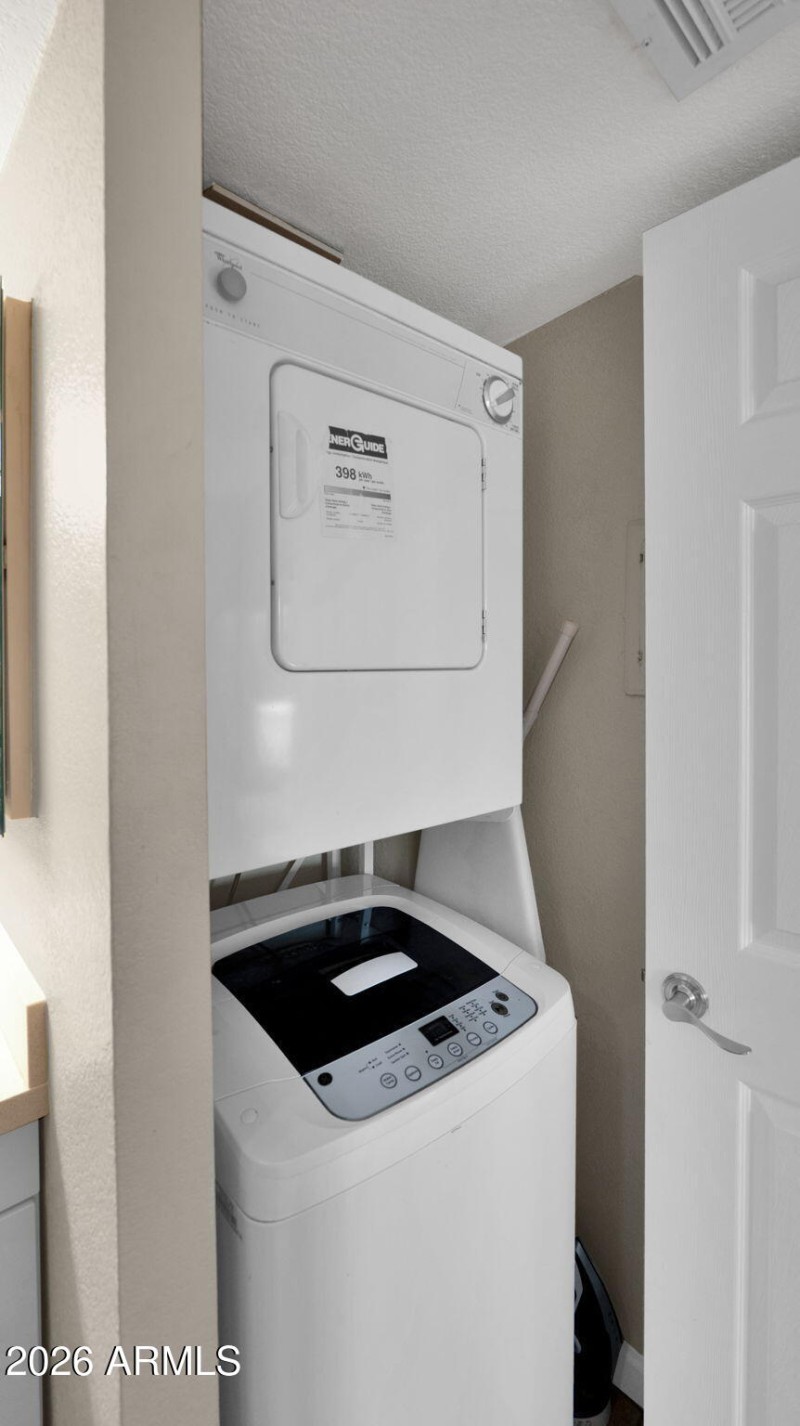 27-web-or-mls-P1243715